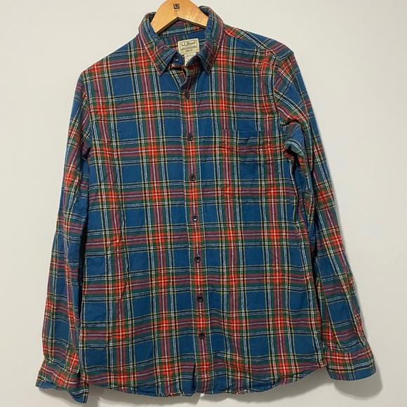 L.L. Bean Other - LL Bean Plaid Flannel Button Down Shirt size M
